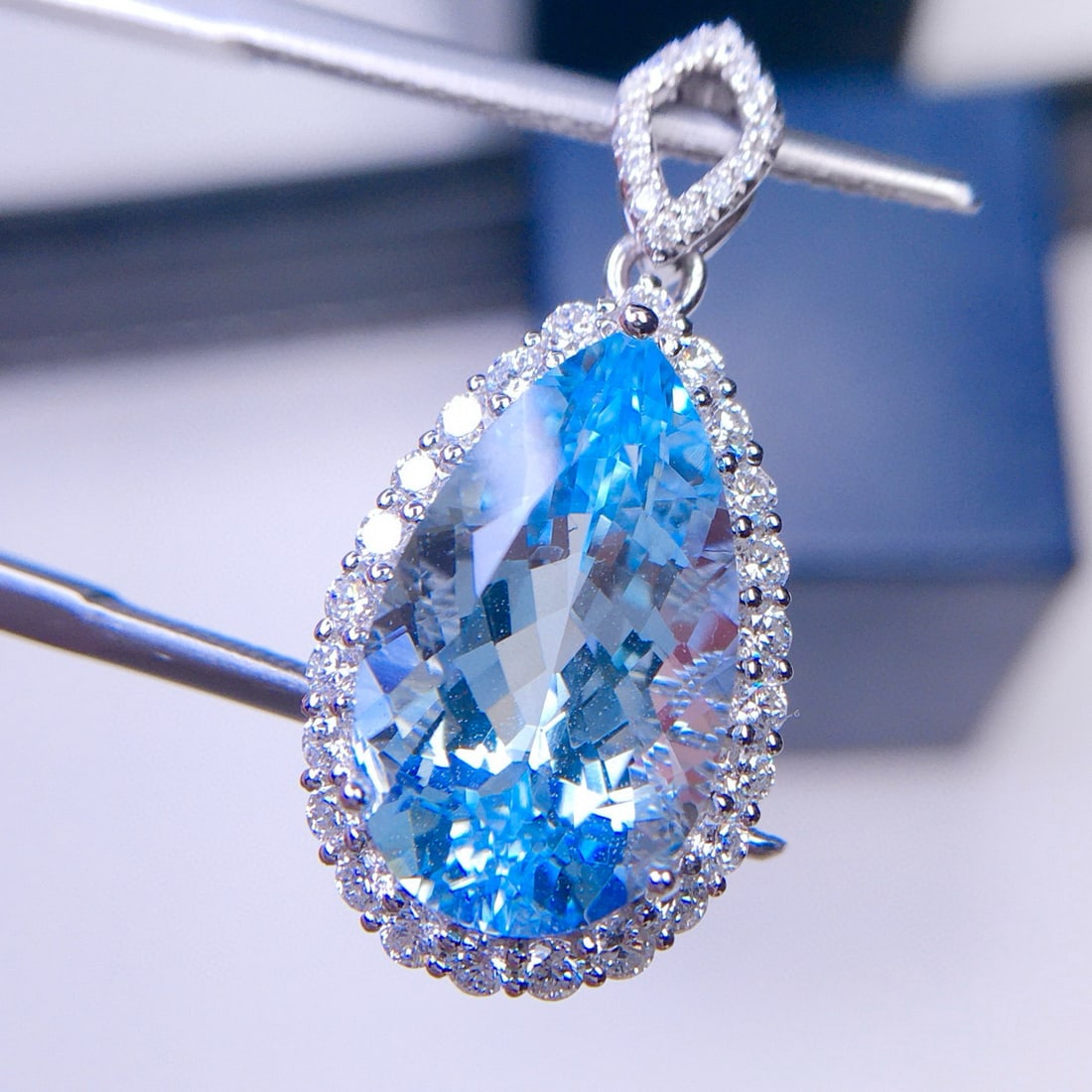 14k Gold 5.72 Ct Natural Aquamarine & Diamond Pendant( Without Chain ) - 4