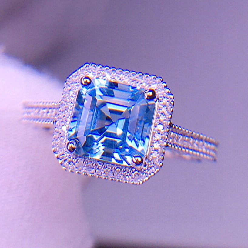 14k Gold 1.85 Ct Natural Aquamarine & Diamond Ring - 3