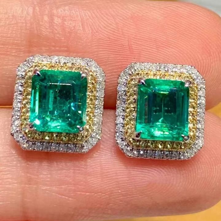 14k Gold 2.1 Ct Natural Emerald & Color Diamond Earrings - 2