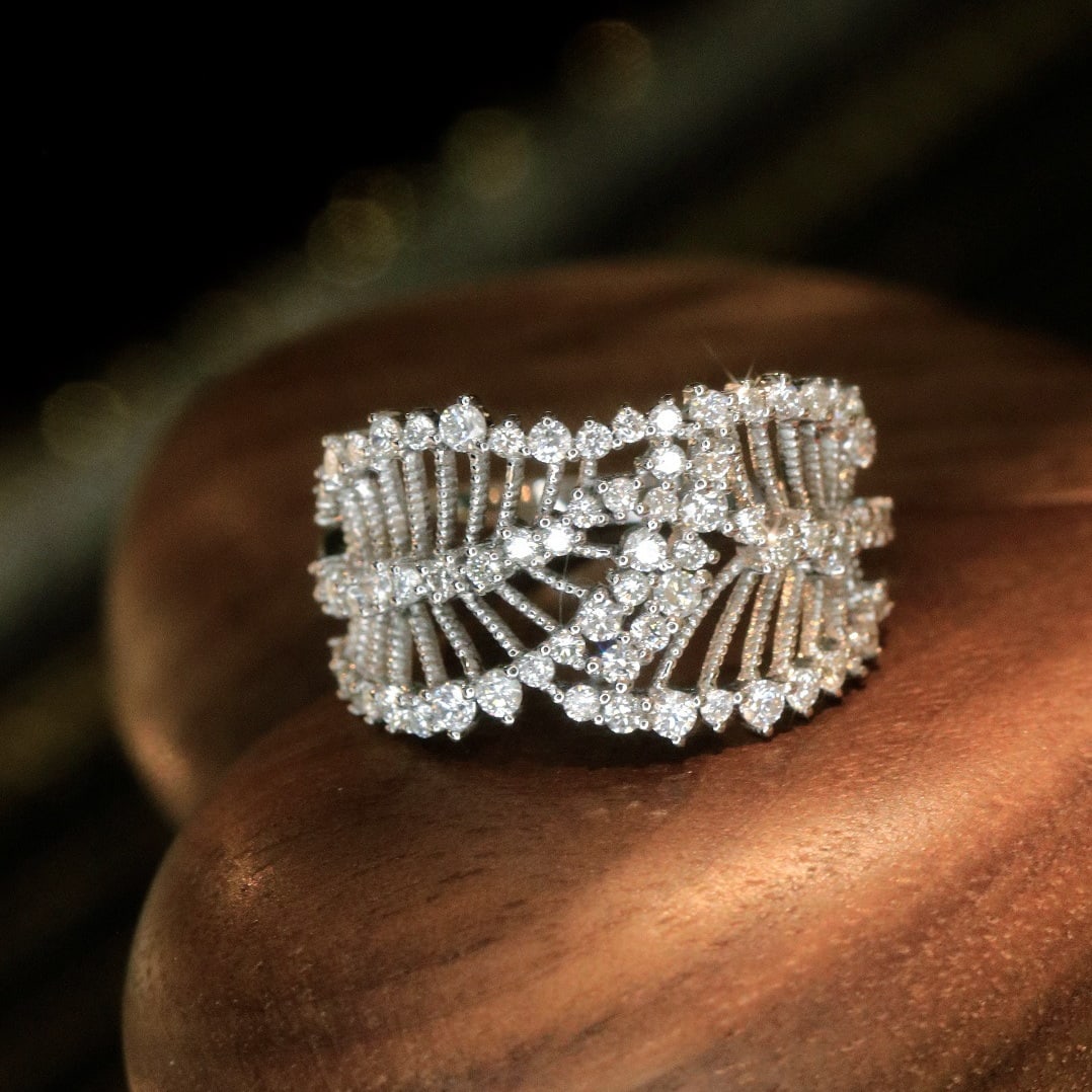 14k Gold 0.65 Ct Natural H Diamond Ring - 4