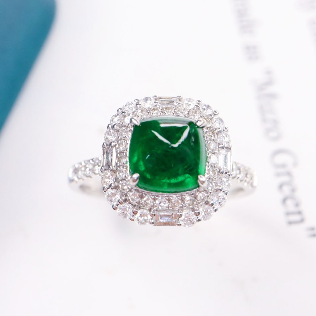 14k Gold 2.35 Ctw Vivid Green Natural Emerald & Diamond Ring - 2