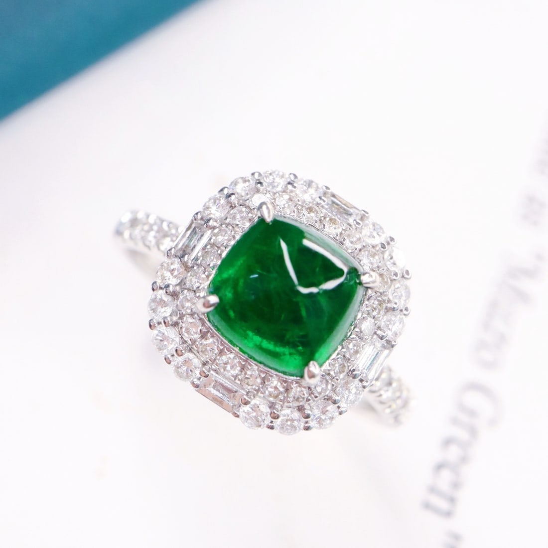 14k Gold 2.35 Ctw Vivid Green Natural Emerald & Diamond Ring - 4