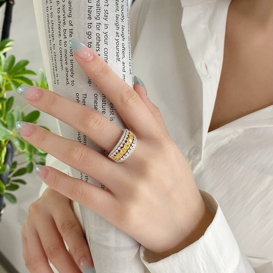 14k Gold 1.9 Ct Natural Color Diamond Ring - 3