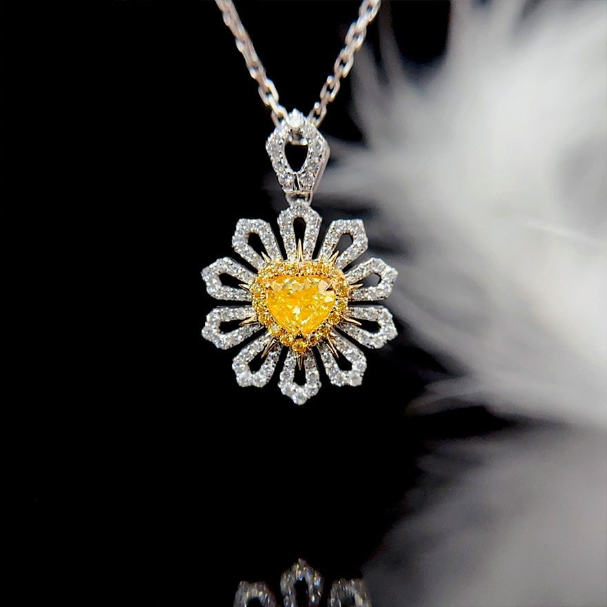 14k Gold 0.80 Ctw Natural Yellow Diamond & Diamond Pendant( Without Chain ) - 2