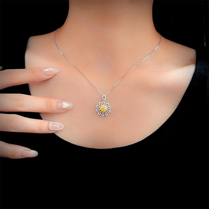 14k Gold 0.80 Ctw Natural Yellow Diamond & Diamond Pendant( Without Chain ) - 4