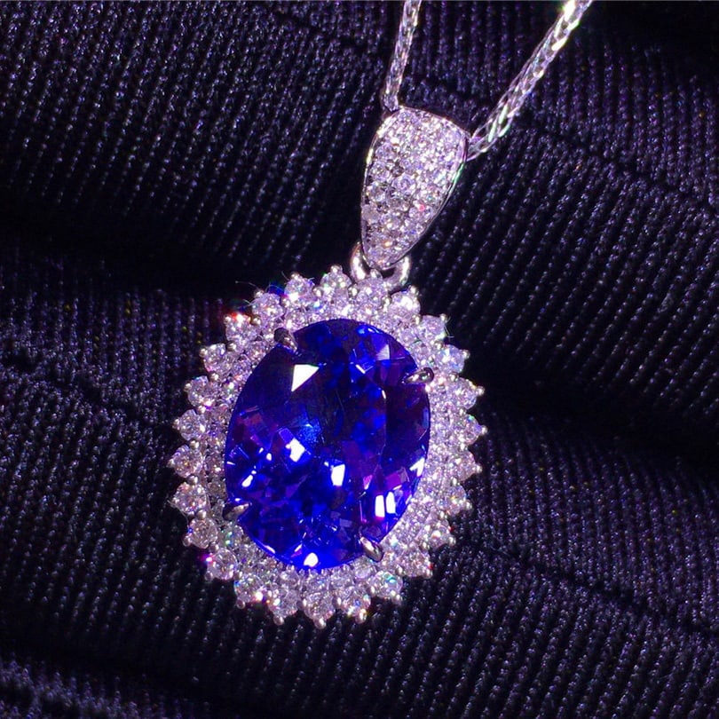 14k Gold 3.2 Ct Natural Tanzanite & Diamond Pendant( Without Chain ) - 6