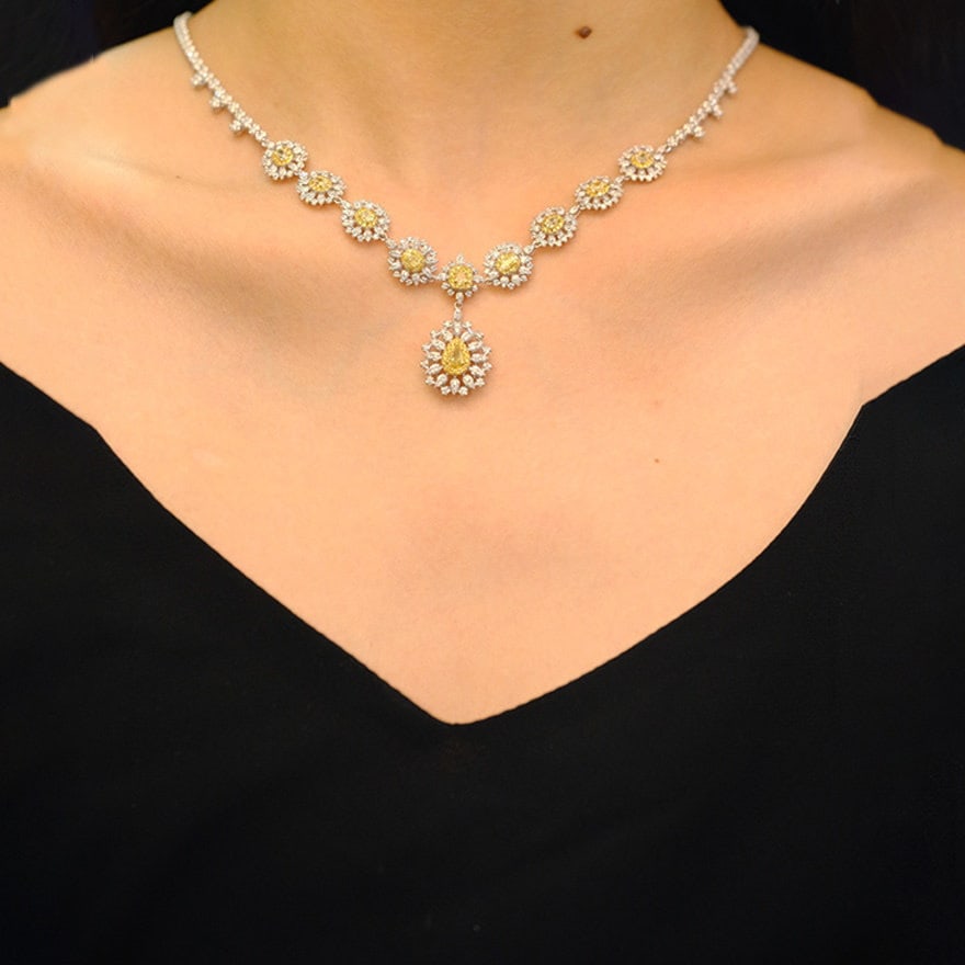 14k Gold 6.3 Ct Natural Color Diamond Necklace - 2