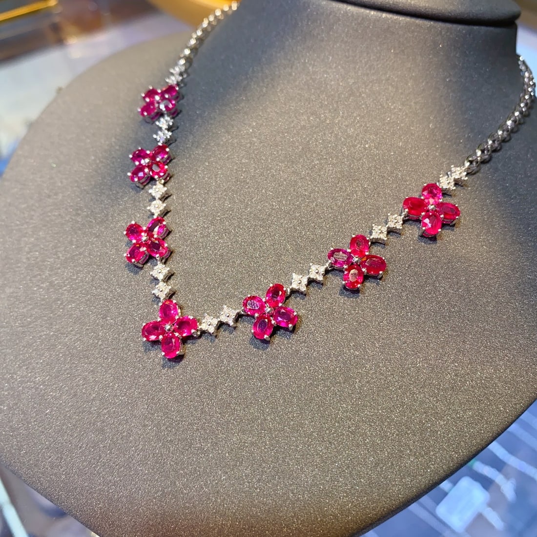 14k Gold 7.21 Ct Natural Ruby & Diamond Necklace - 4