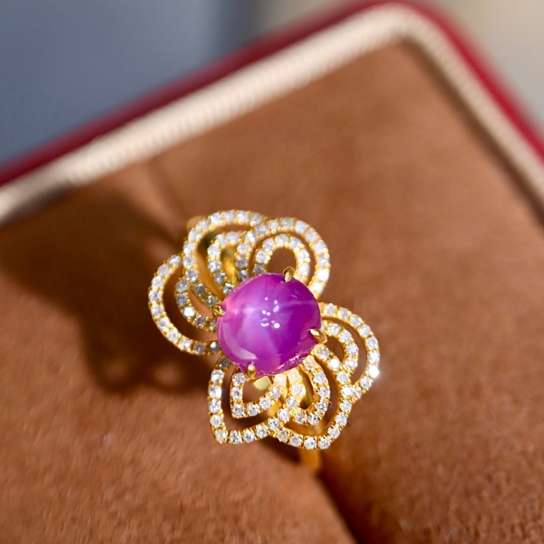 14k Gold 2.36 Ctw Natural Star Sapphire & Diamond Ring - 6