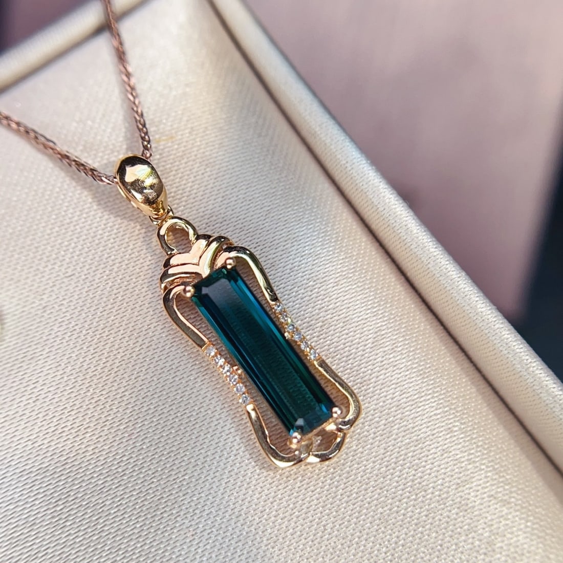 14k Gold 2.23 Ctw Natural Tourmaline & Diamond Pendant( Without Chain ) - 4