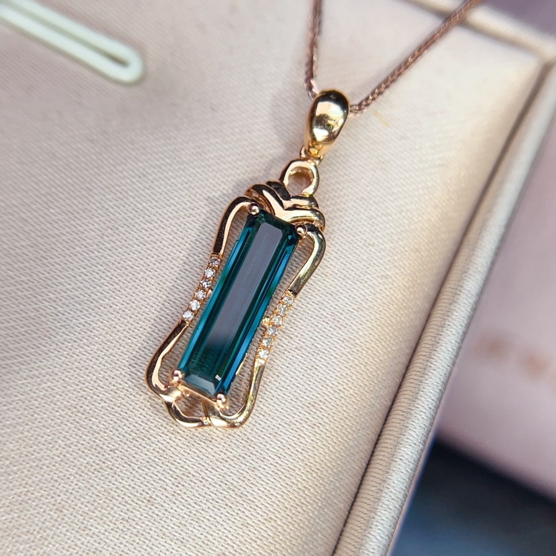 14k Gold 2.23 Ctw Natural Tourmaline & Diamond Pendant( Without Chain ) - 5