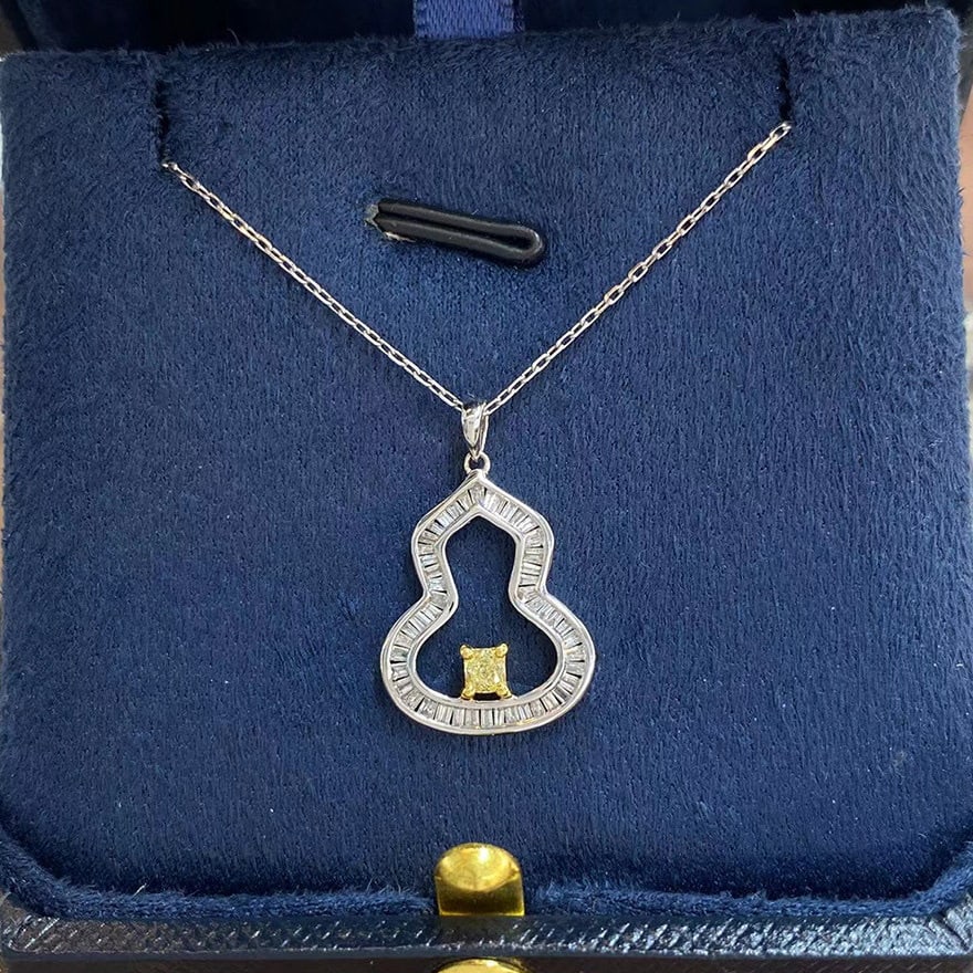 14k Gold 0.38 Ctw Natural Yellow Diamond & Diamond Necklace - 4