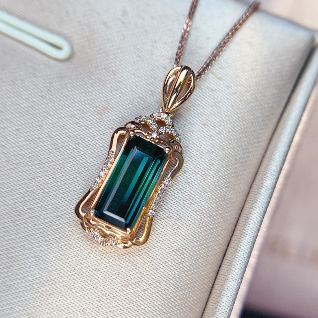 14k Gold 2.54 Ctw Natural Tourmaline & Diamond Pendant( Without Chain ) - 3