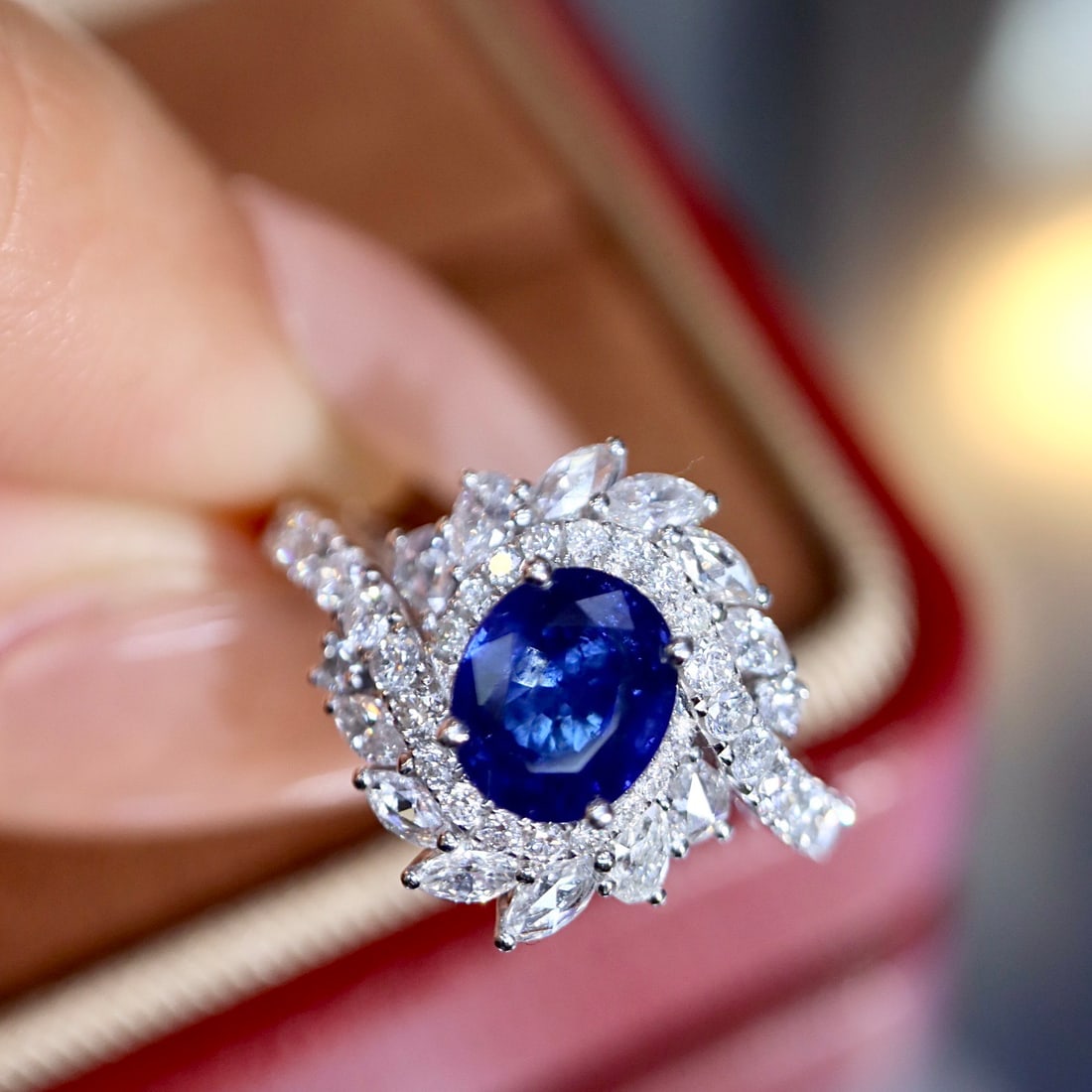 14k Gold 2.31 Ctw Natural Sapphire & Diamond Ring - 4