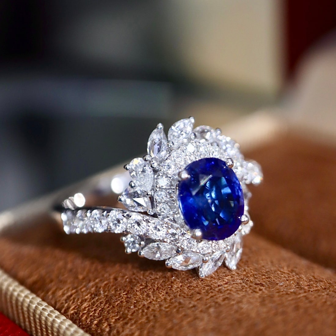 14k Gold 2.31 Ctw Natural Sapphire & Diamond Ring - 6