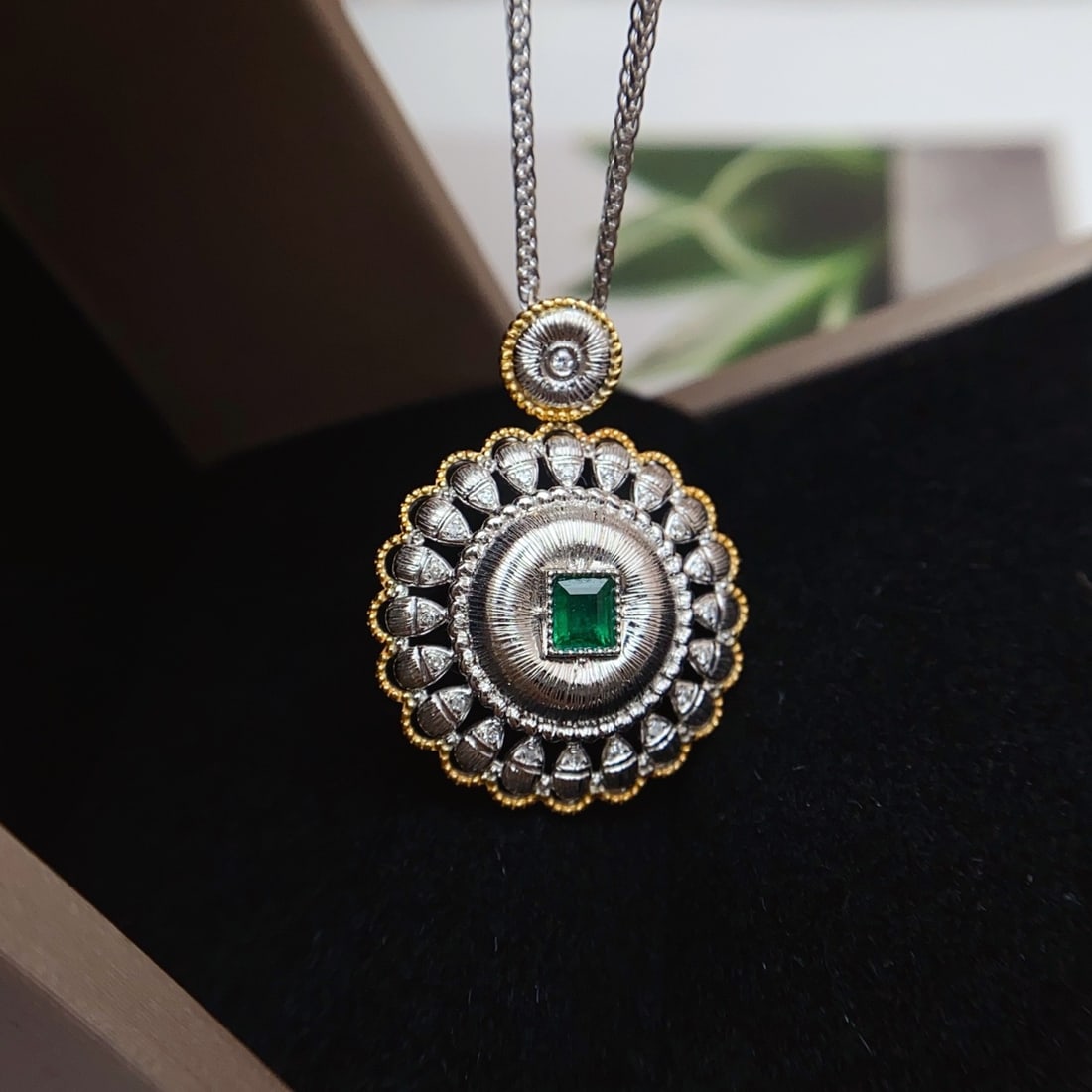 14k Gold 0.28 Ct Natural Emerald & Diamond Pendant( Without Chain ) - 4