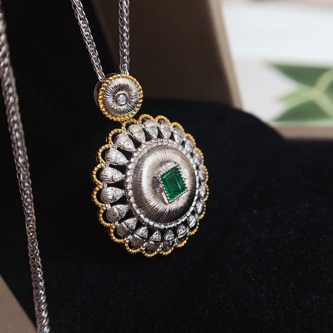 14k Gold 0.28 Ct Natural Emerald & Diamond Pendant( Without Chain ) - 6