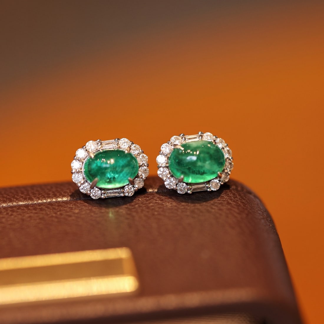 14k Gold 1.86 Ctw Natural Emerald & Diamond Earrings - 2