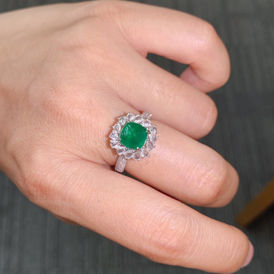 14k Gold 3.13 Ctw Natural Emerald & Diamond Ring - 6