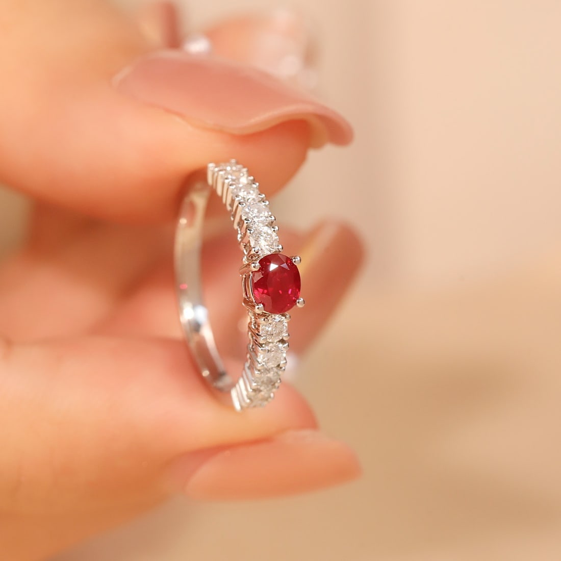 14k Gold 0.80 Ctw Natural Ruby & Diamond Ring - 4