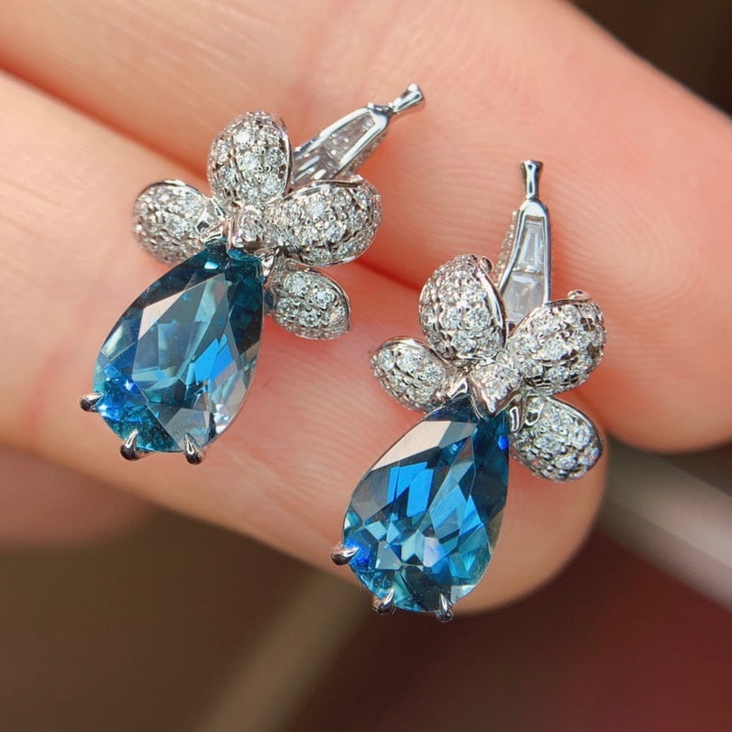 14k Gold 2.84 Ctw Natural Aquamarine & Diamond Earrings - 3