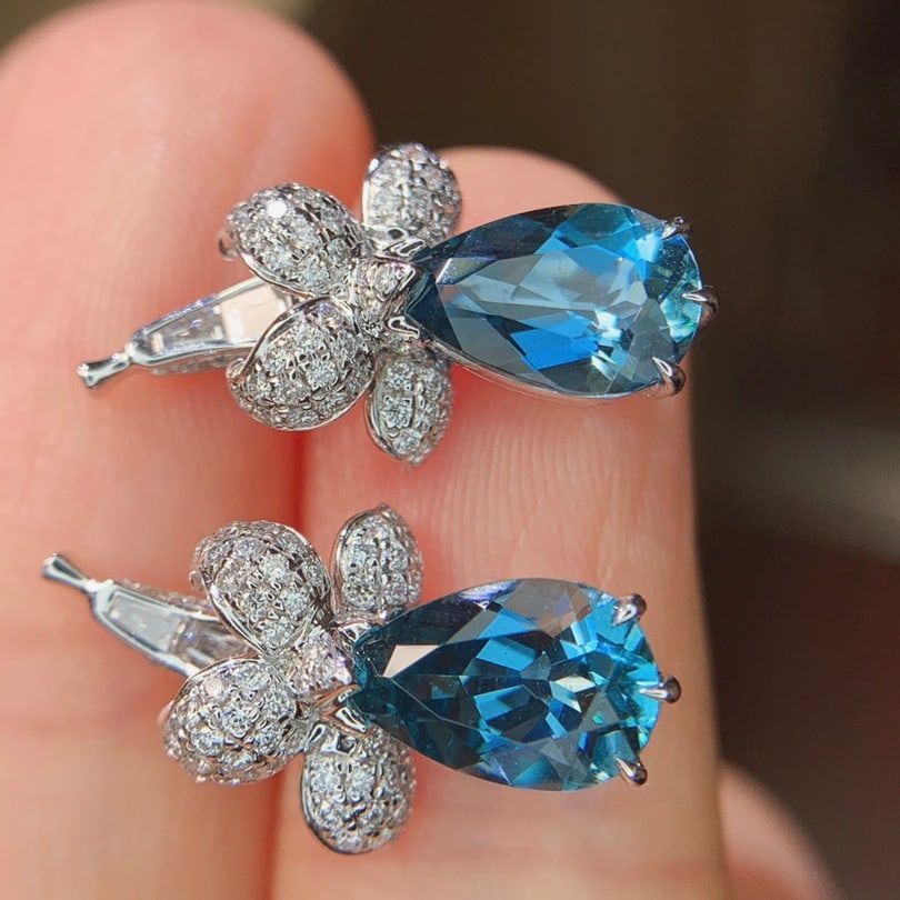 14k Gold 2.84 Ctw Natural Aquamarine & Diamond Earrings - 4