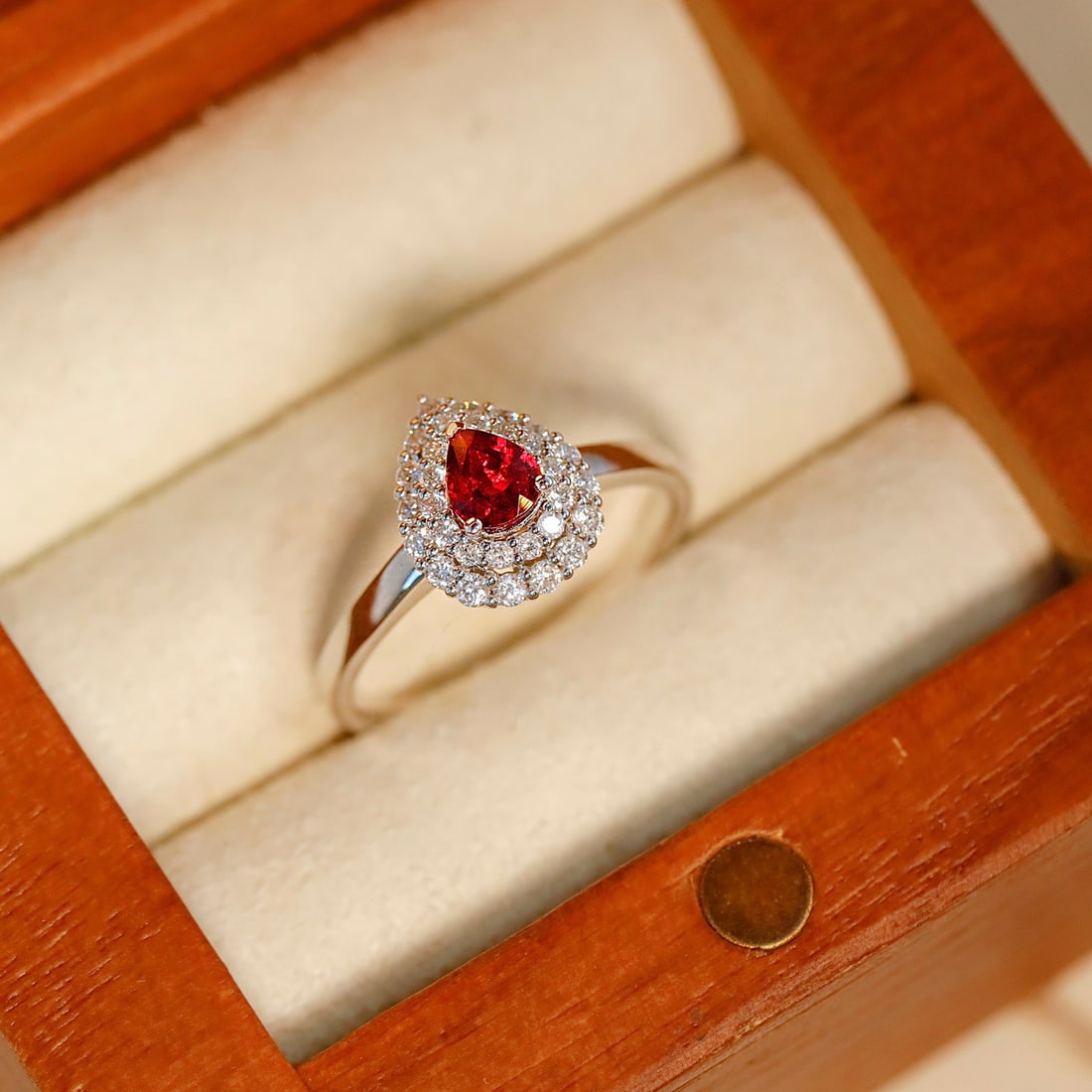 14k Gold 0.57 Ctw Natural Ruby & Diamond Ring - 3