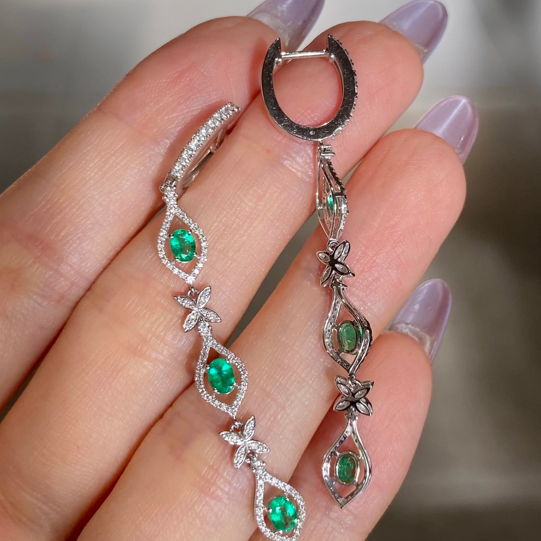 14k Gold 1.56 Ctw Natural Emerald & Diamond Earrings - 3