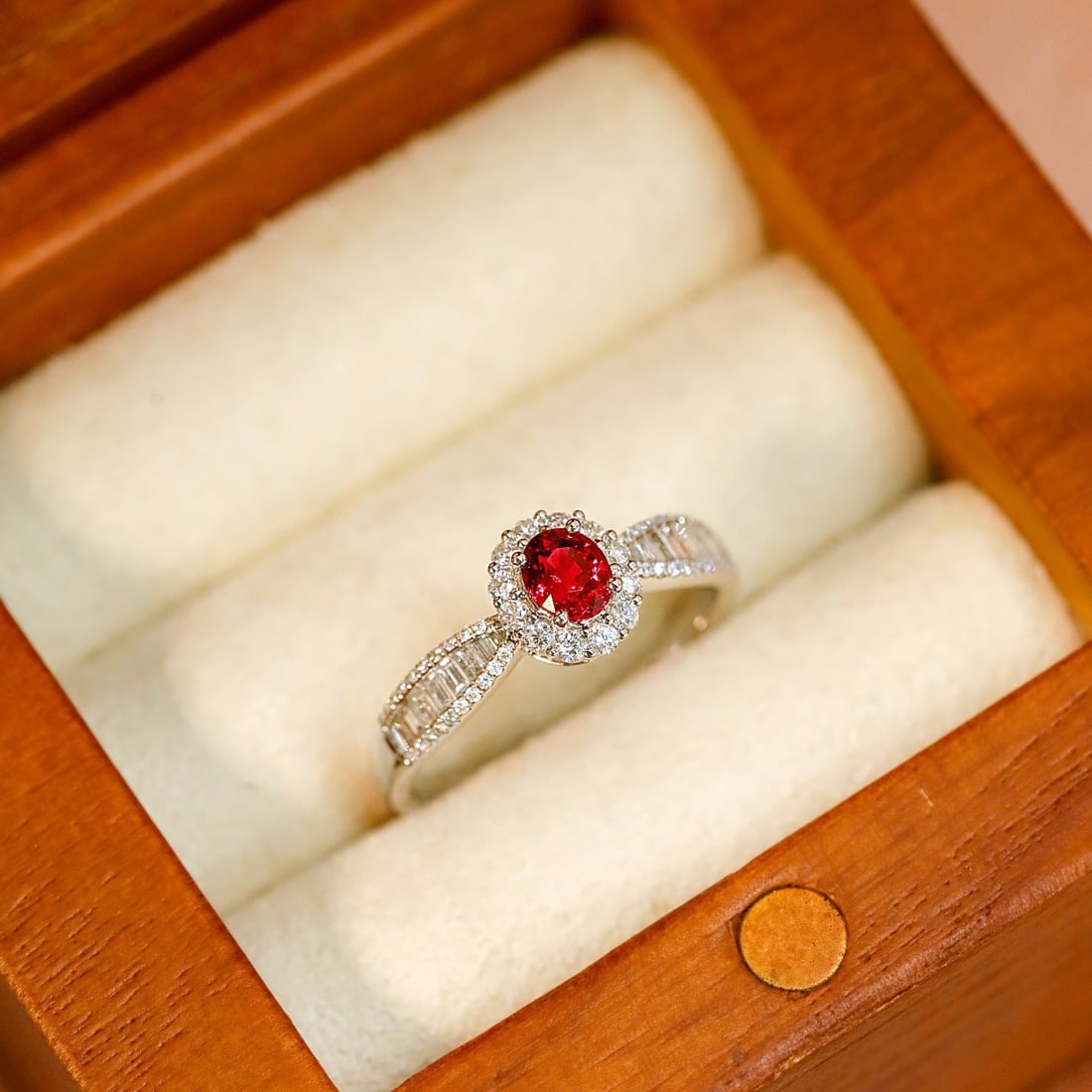 14k Gold 0.79 Ctw Natural Ruby & Diamond Ring - 5