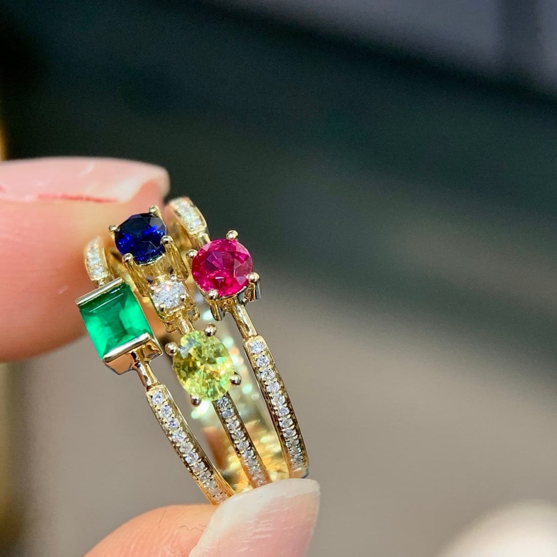 14k Gold 1.14 Ctw Natural Sapphire & Emerald & Ruby & Diamond Ring - 6