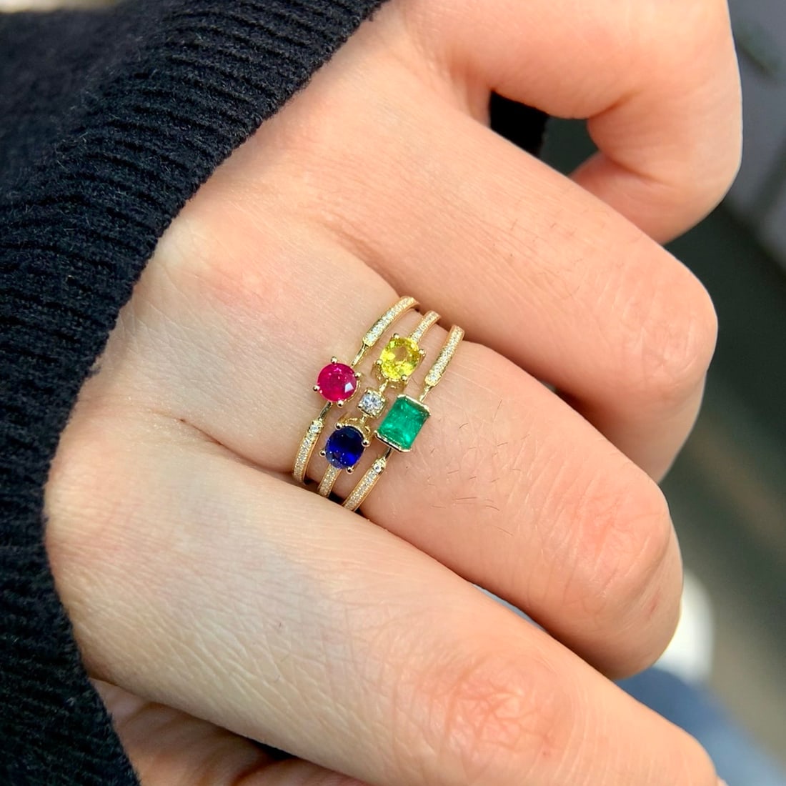 14k Gold 1.14 Ctw Natural Sapphire & Emerald & Ruby & Diamond Ring - 7