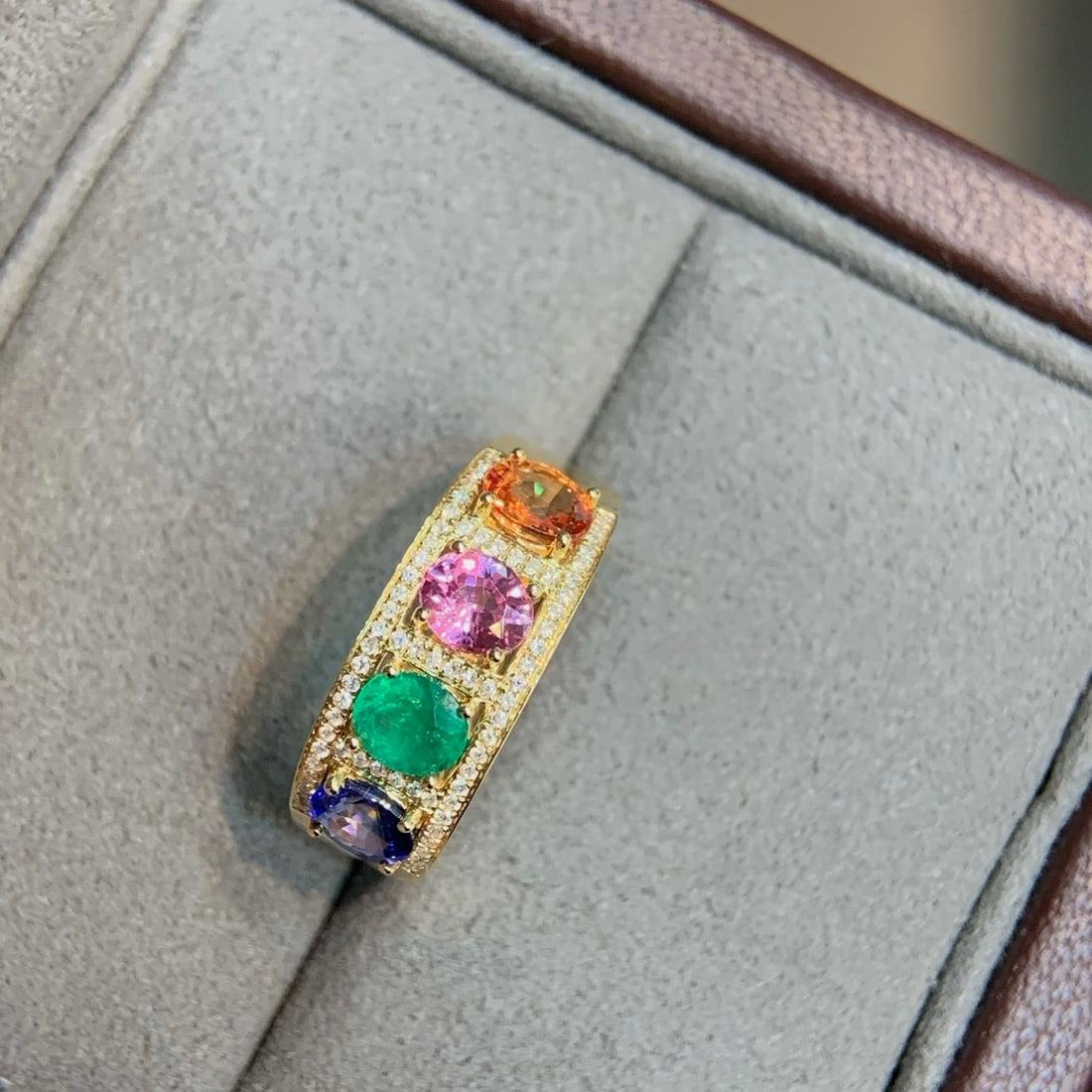 14k Gold 1.81 Ctw Natural Sapphire & Emerald & Diamond Ring - 6