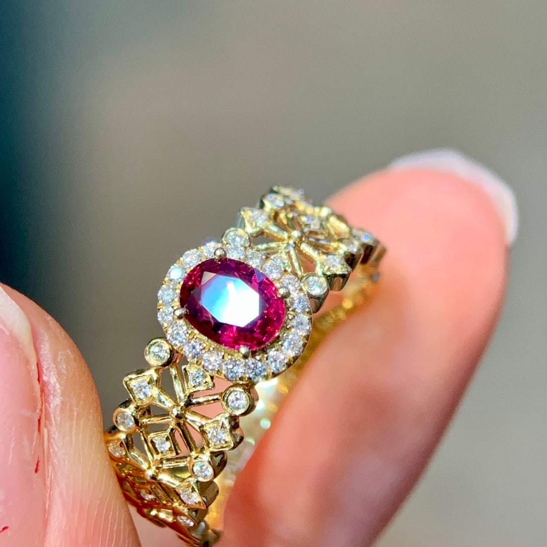 14k Gold 0.65 Ctw Natural Ruby & Diamond Ring - 2