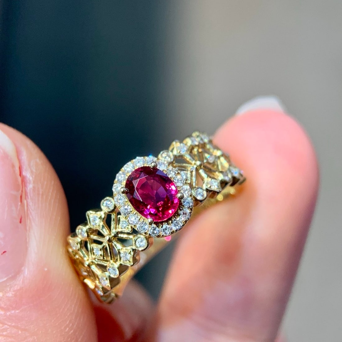 14k Gold 0.65 Ctw Natural Ruby & Diamond Ring - 3