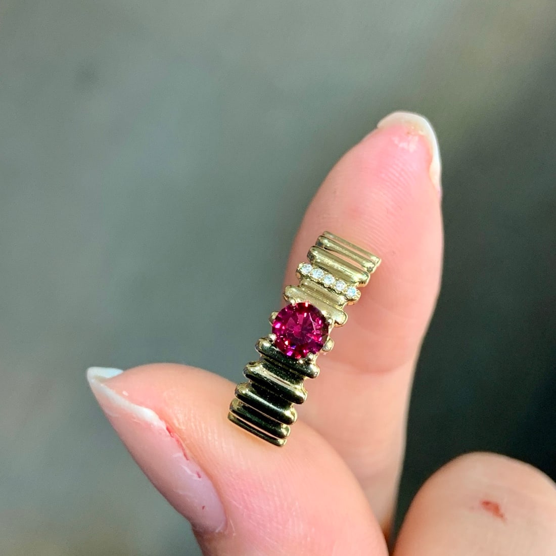 14k Gold 0.43 Ctw Natural Ruby & Diamond Ring - 5