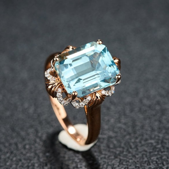 14k Gold 5.24 Ct Natural Aquamarine & Diamond Ring - 7