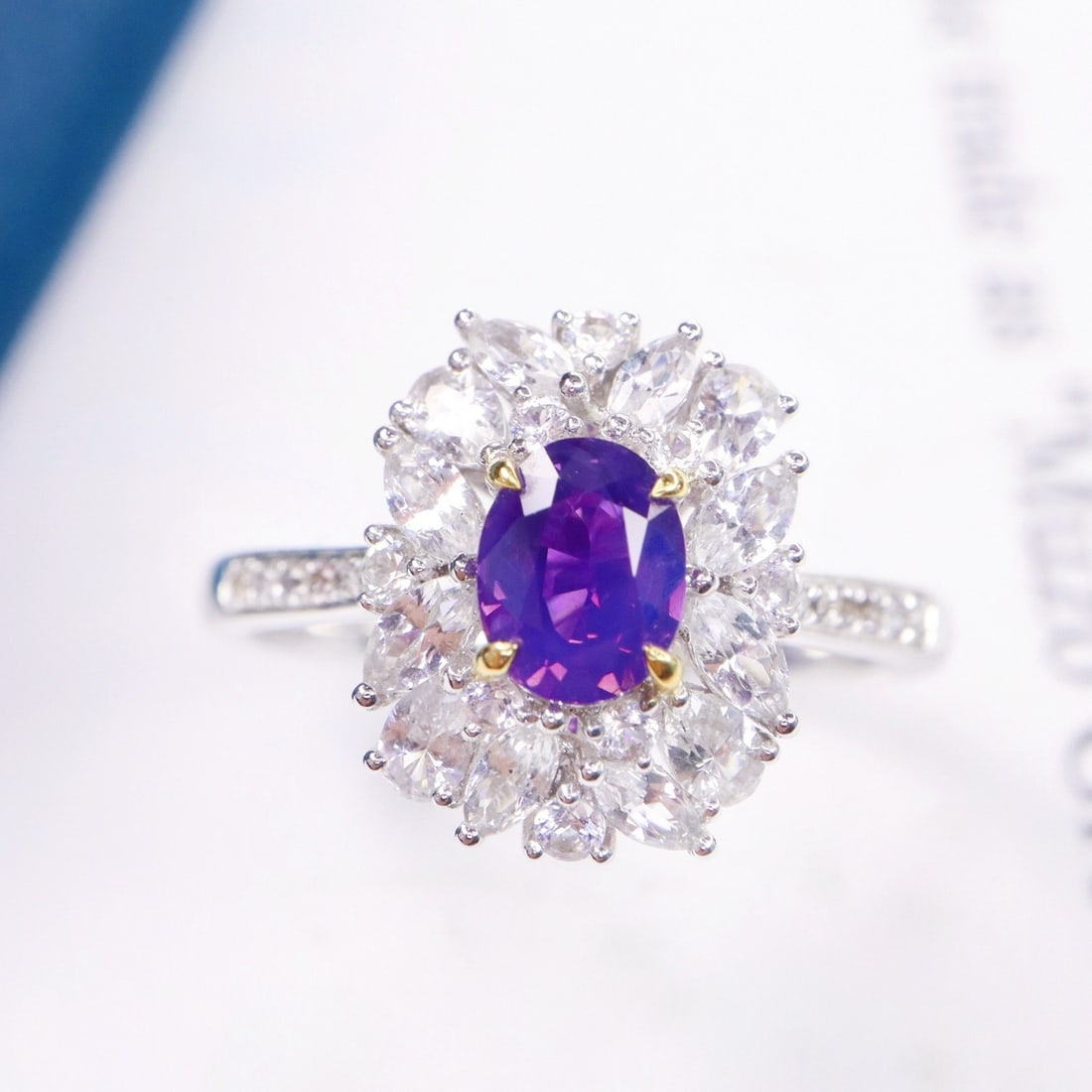 14k Gold 0.84 Ctw Natural Sapphire & Diamond Ring - 2