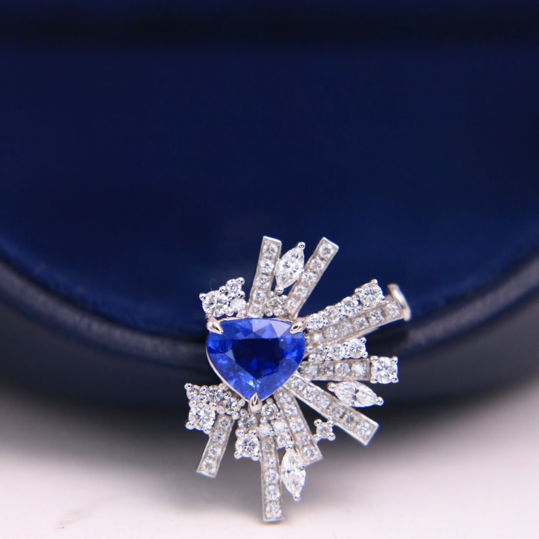 14k Gold 1.65 Ctw Natural Sapphire & Diamond Brooch/pendant( Without Chain ) - 4
