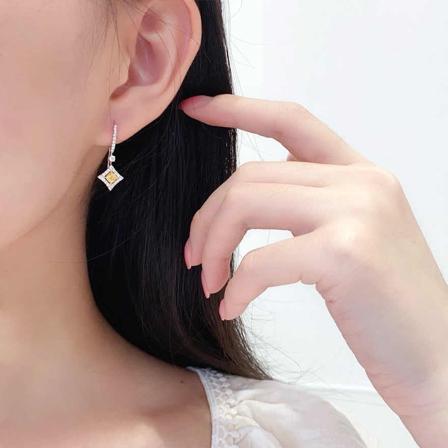 14k Gold 0.70 Ct Natural Color Diamond Earrings - 5