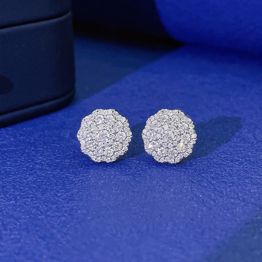 14k Gold 0.88 Ct Natural H Diamond Earrings: Ref:231140271 // gold content:14k gold // main gemstone:diamond // shape:round // carat weight:0. 88ct // clarity grade:vs-si // color:h // treatment:natural // cut grade:g // Condition: New Low Esti