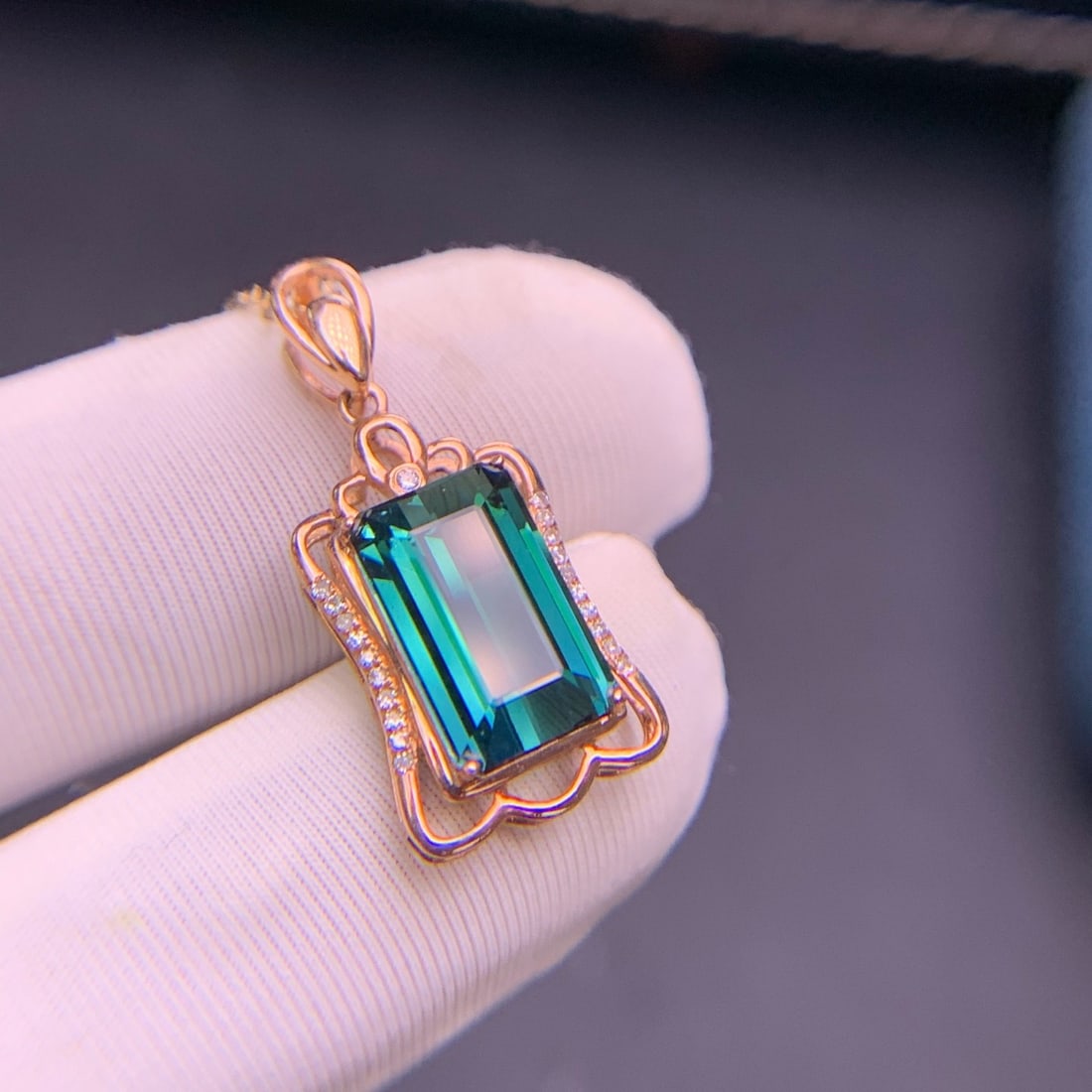 14k Gold 3.3 Ct Natural Tourmaline & Diamond Pendant( Without Chain ) - 4