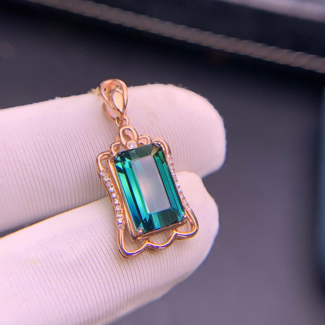 14k Gold 3.3 Ct Natural Tourmaline & Diamond Pendant( Without Chain ) - 7