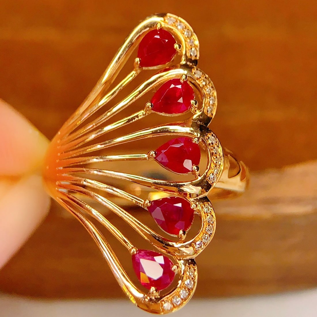 14k Gold 1.5 Ct Natural Ruby & Diamond Ring - 3