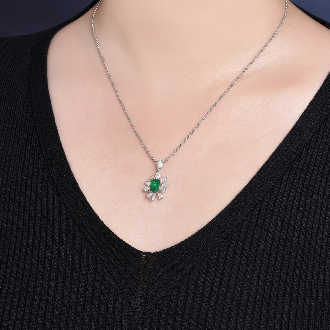 14k Gold 1.30 Ctw Natural Emerald & Diamond Pendant( Without Chain ) - 6