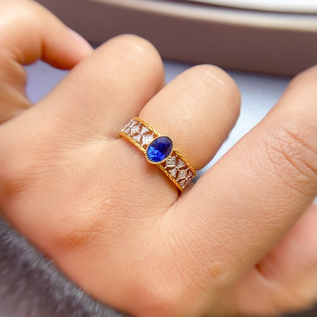 14k Gold 0.80 Ct Natural Sapphire & Diamond Ring - 2