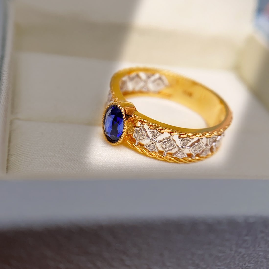 14k Gold 0.80 Ct Natural Sapphire & Diamond Ring - 5