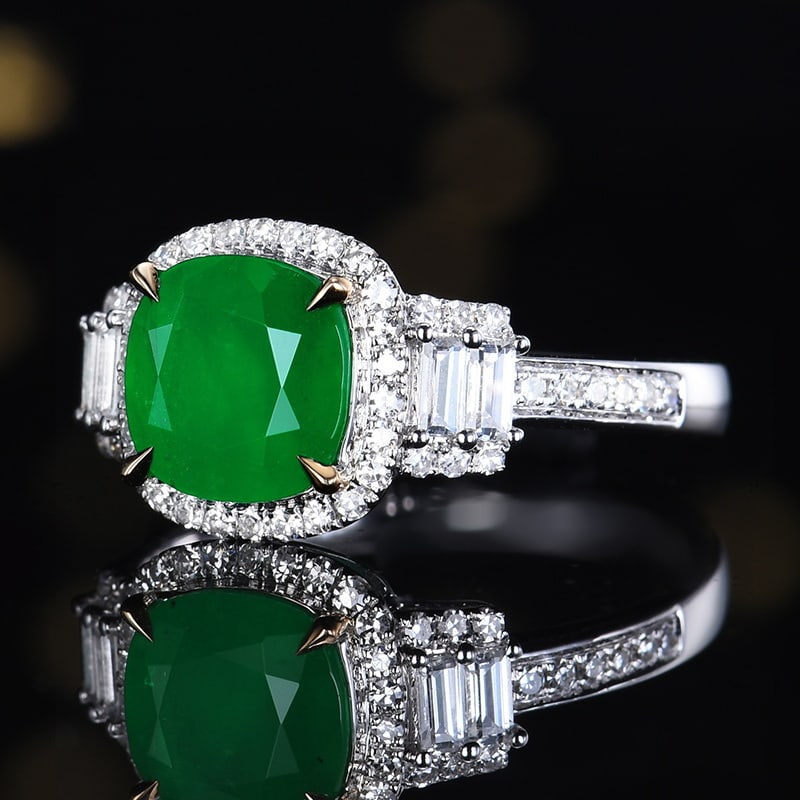 14k Gold 2.13 Ctw Vivid Green Natural Emerald & Diamond Ring - 2