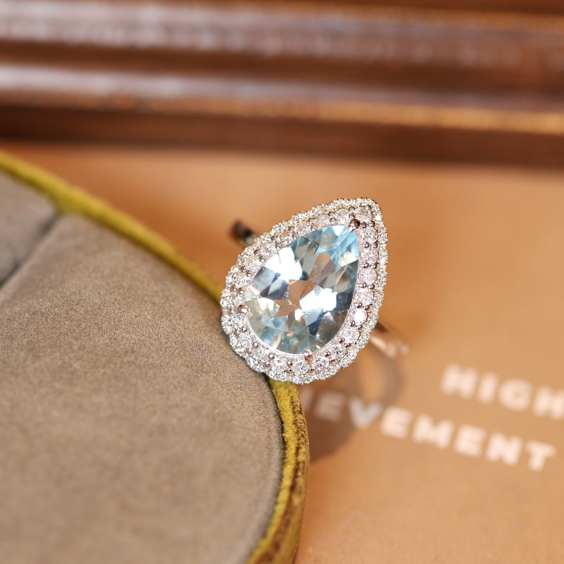 14k Gold 3.71 Ctw Natural Aquamarine & Diamond Ring - 4