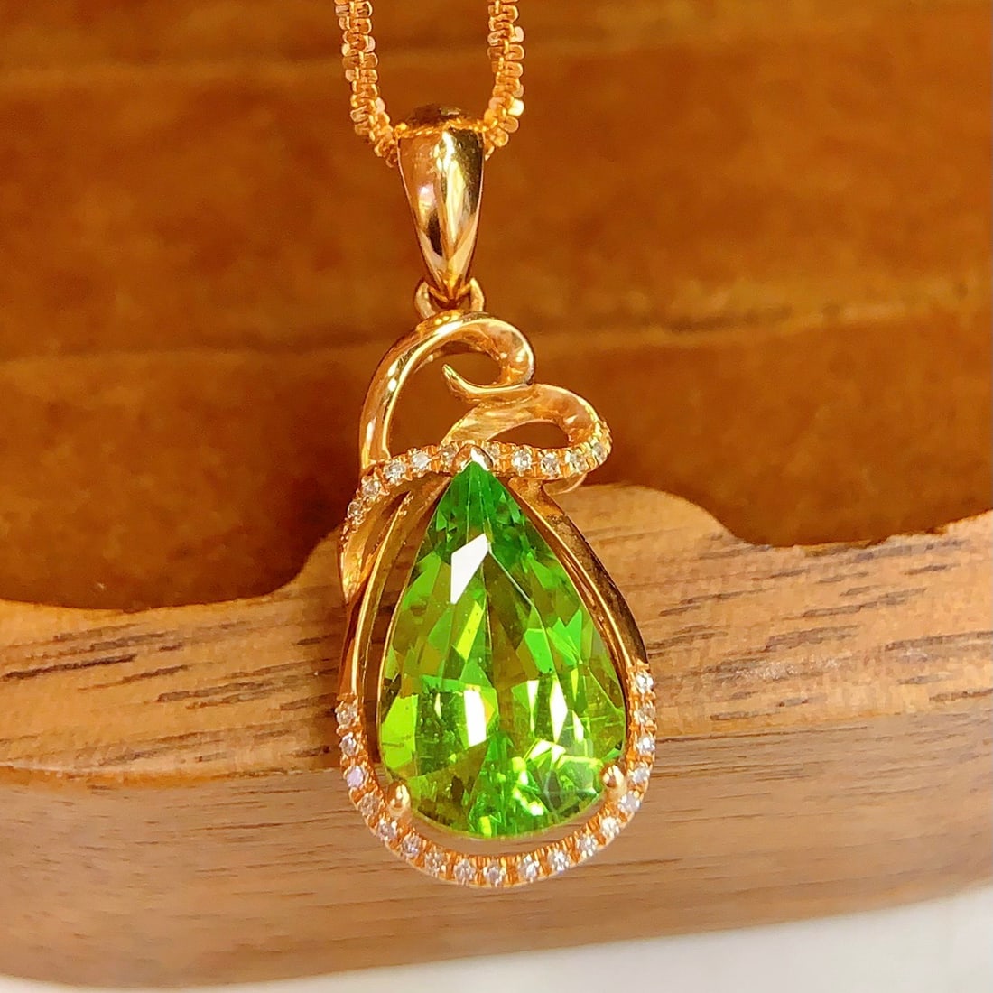 14k Gold 2.5 Ct Natural Tourmaline & Diamond Pendant( Without Chain ) - 4