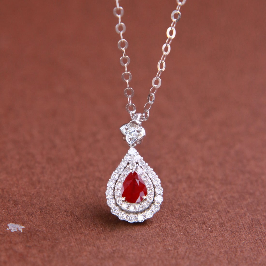 14k Gold 0.56 Ctw Natural Ruby & Diamond Necklace - 4